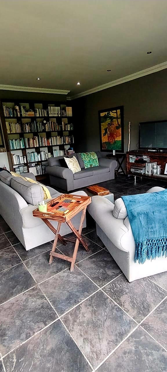 4 Bedroom Property for Sale in Beacon Bay Eastern Cape